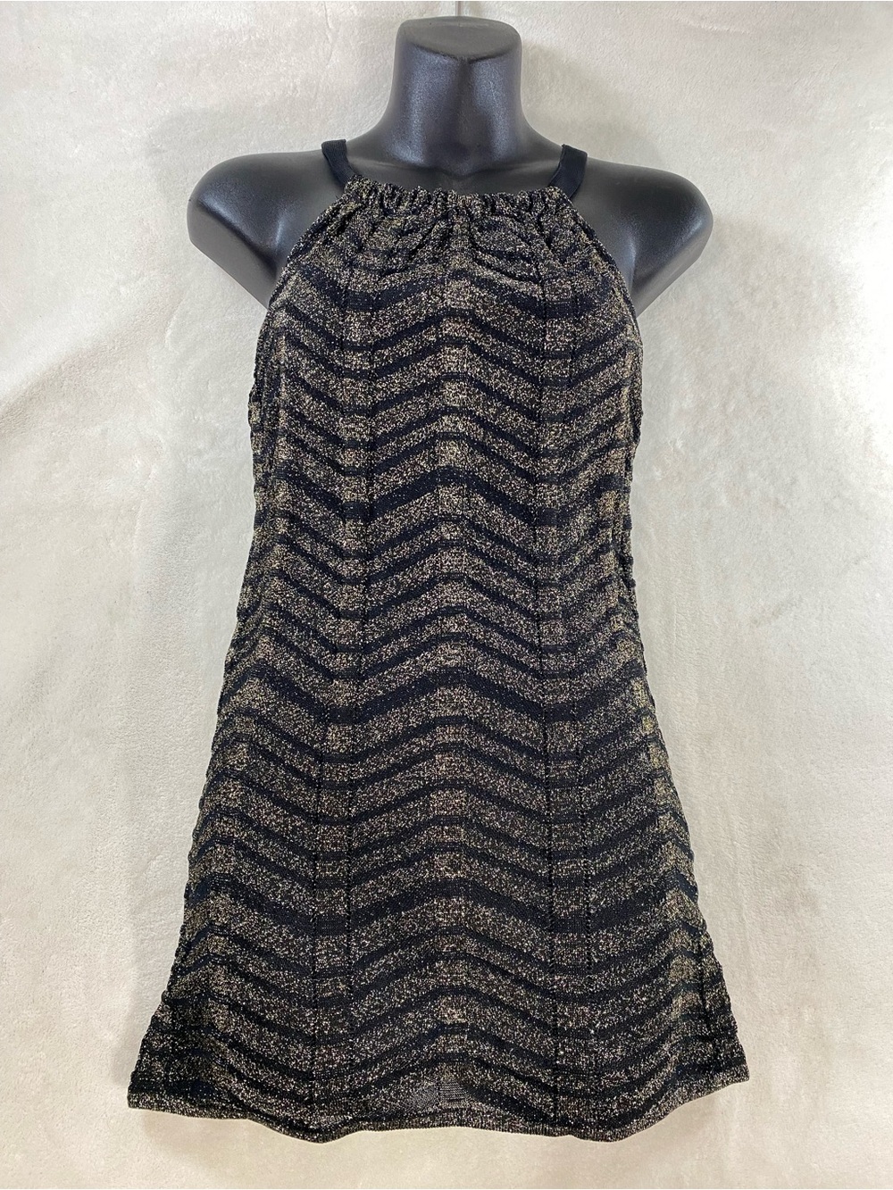 Le Chateau Vintage Metallic Gold Chevron Halter Mini Dress Party Night Out Small